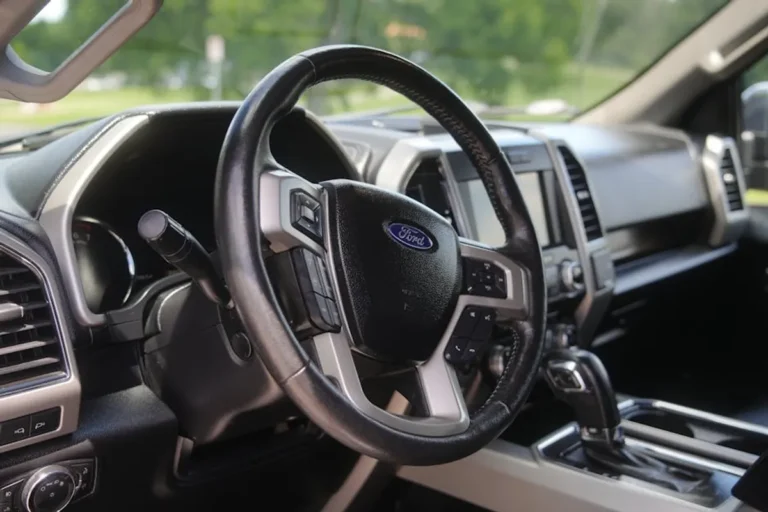 Ford F-150 Buying Guide: Trims, Engines, and Practical Tips