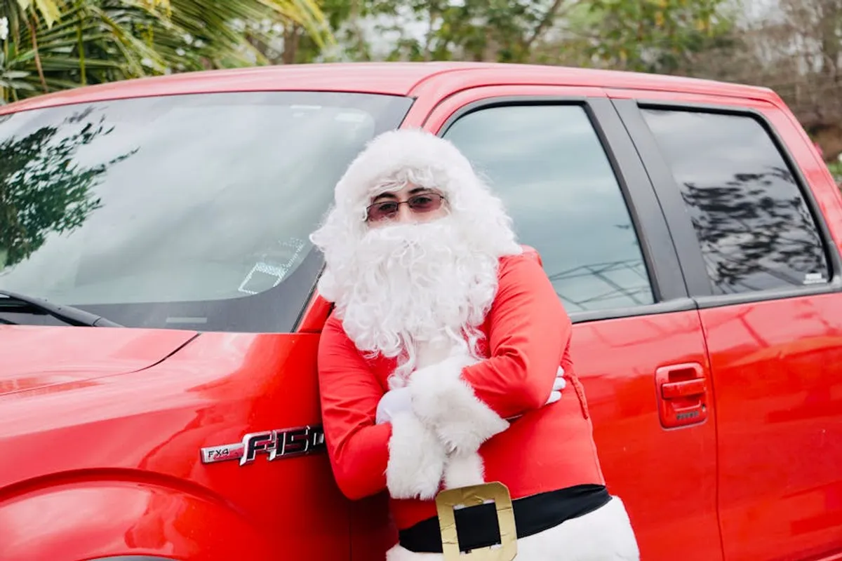 Ford F-150 vs Honda Acty: Which Should You Buy?