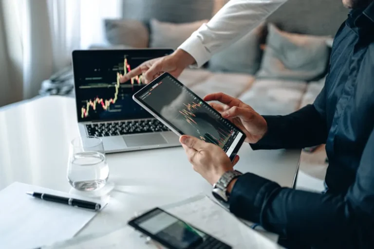 Gomyfinance.com credit score: Market Outlook, Risks, and Key Things to Watch