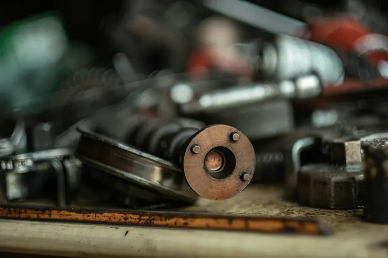 The Quiet Crisis at the Independent Repair Shop: What the Right-to-Repair Fight Is Actually About