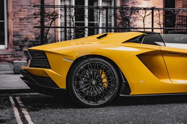 Lamborghini vs Ford F-150: Which Should You Buy?
