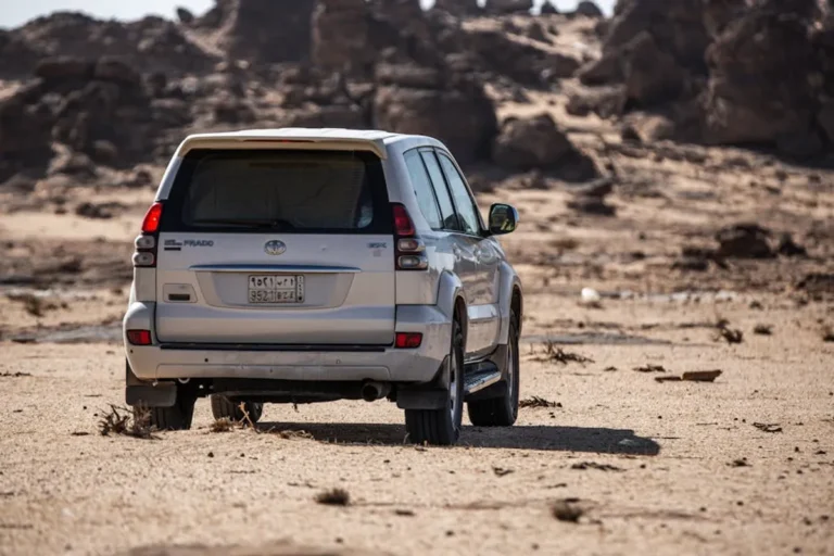 Toyota Land Cruiser vs Toyota Tundra: Which Should You Buy?