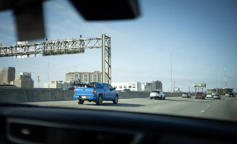 Toyota Tundra vs Nissan Silvia: Which Should You Buy?